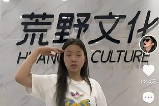 撒狗粮❤️恩德里克晒与女友拥吻照：我爱你女孩，你是完美的